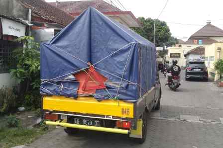Sewa Pick Up Jogja Bali