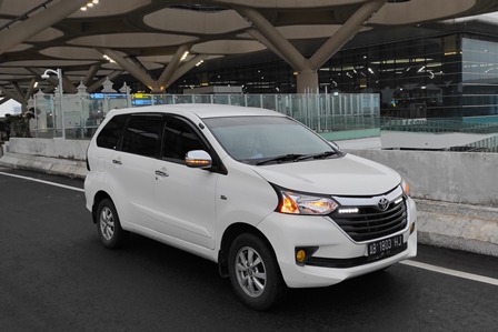 yogyakarta airport car rental, car rental in yogyakarta with driver