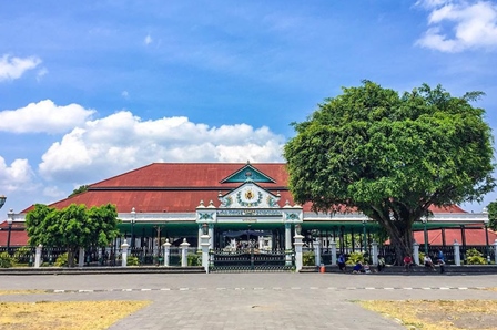 cheap yogyakarta packages, yogyakarta sultan palace, sultan palace, kraton yogyakarta